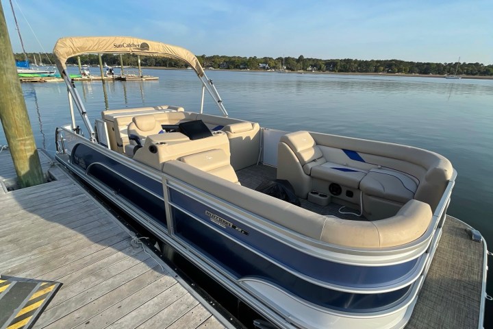 a train that is sitting in the snow